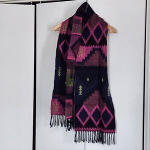 Manhattan Hat Company Geometric Patterned Scarf in Pink and Navy